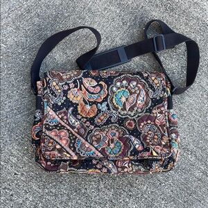 Vera Bradley Large Messenger Bag Crossbody Paisley Brown Floral Laptop Purse
